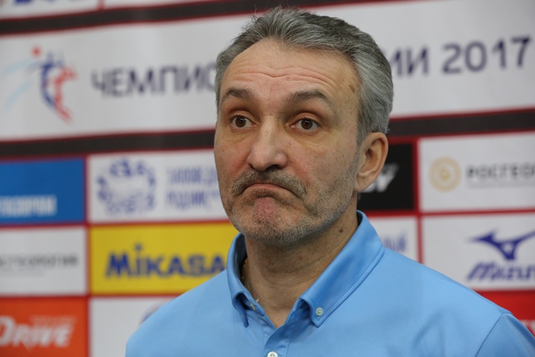 Владислав Макаров